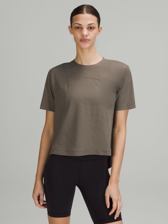 lululemon athletica Tops - Excellent Condition Lululemon Tough Training Crewneck T-Shirt Size 8